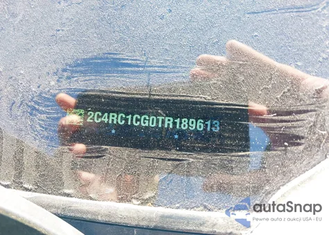 2026 Chrysler Voyager Lx из США, поврежденный, VIN 2C4RC1CG0TR189613